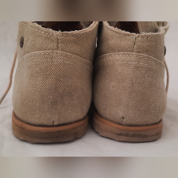 BearPaw Lace Up Bootie Shoes Size 9 - Picture 5 of 7